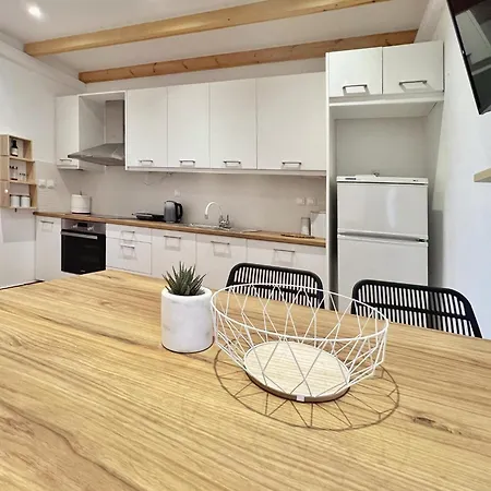 Leonidas' Guest House Neochori  Экстерьер фото
